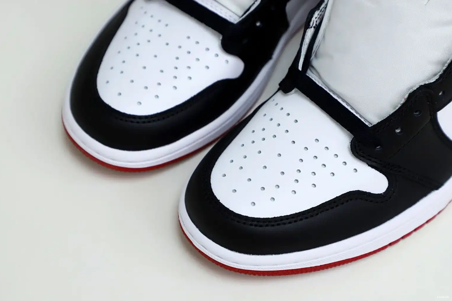 (2016) Retro Kimikick Jordan Black 1 Toe Air 0602